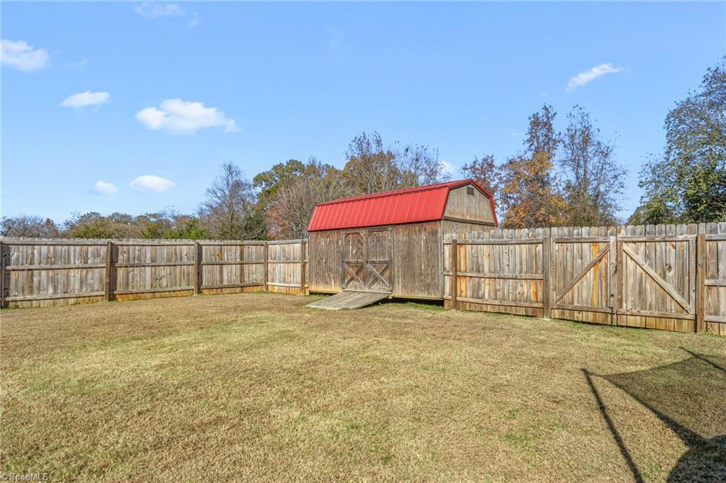 property viewer photo 32
