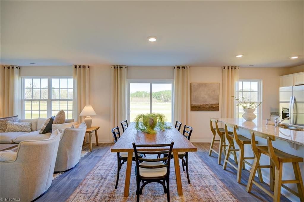 property viewer photo 16