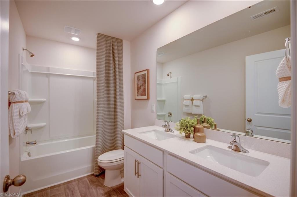 property viewer photo 33