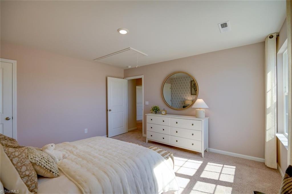 property viewer photo 37