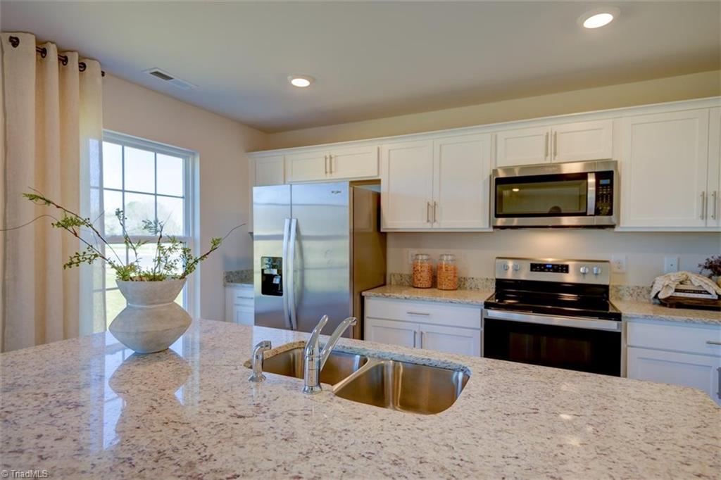 property viewer photo 9