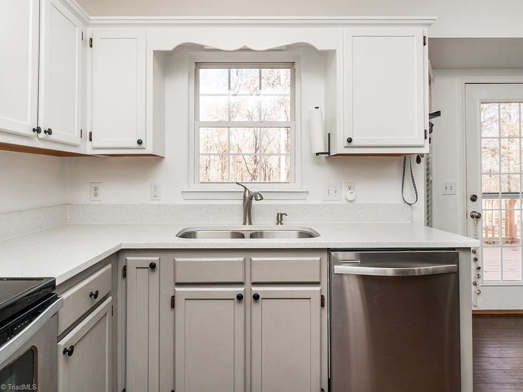 property viewer photo 12