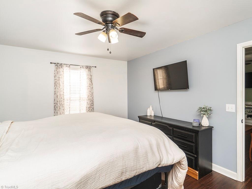 property viewer photo 16