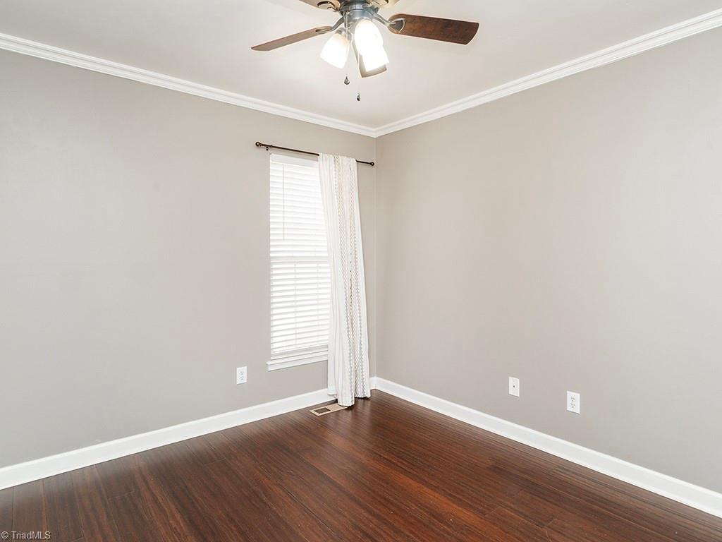 property viewer photo 22