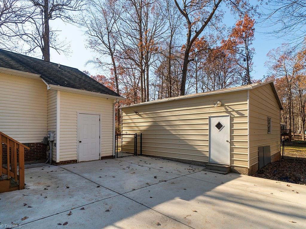 property viewer photo 30