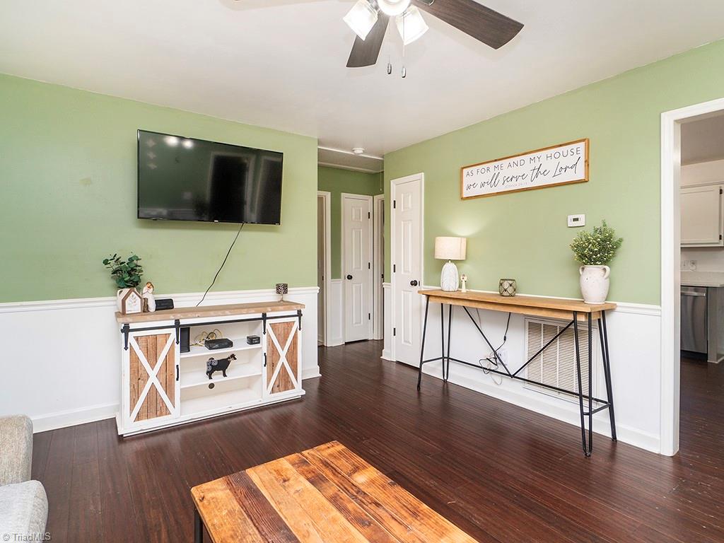 property viewer photo 6