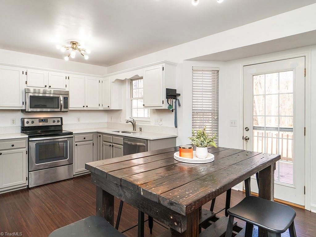 property viewer photo 9