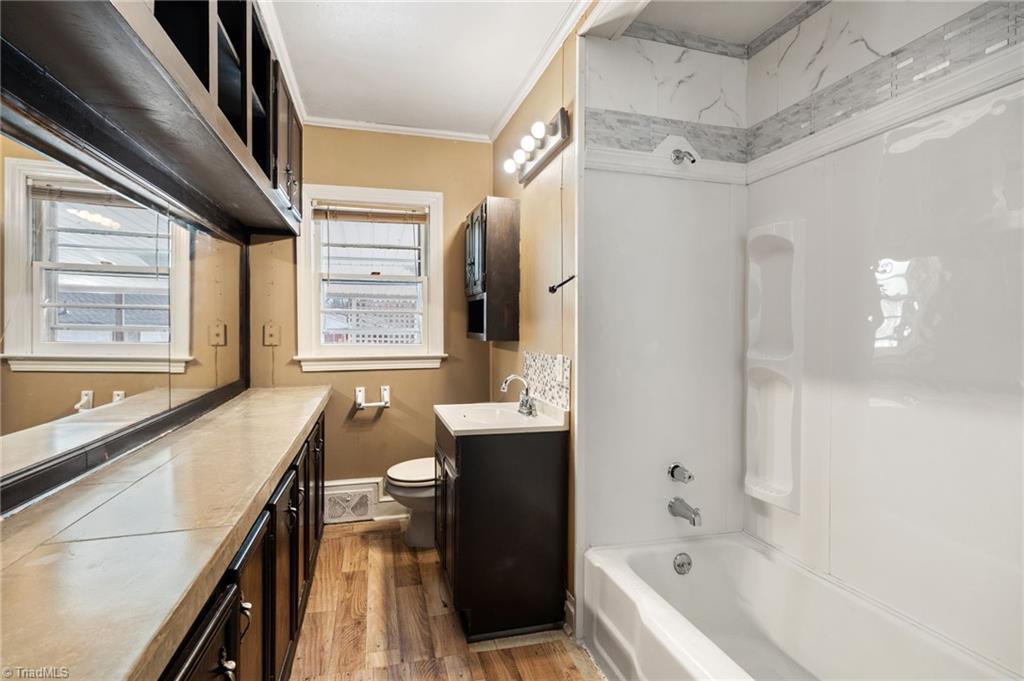 property viewer photo 13