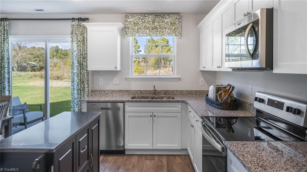 property viewer photo 10
