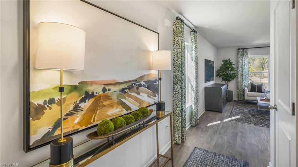 property viewer photo 2