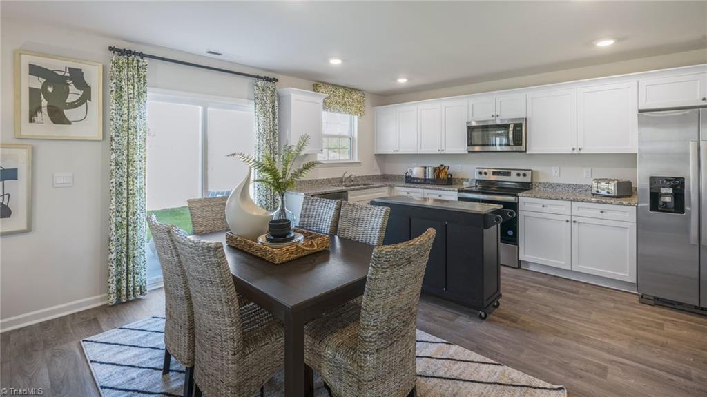 property viewer photo 20