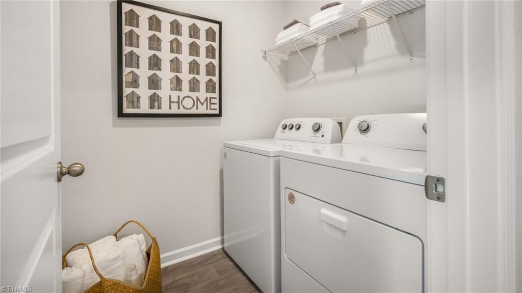 property viewer photo 25