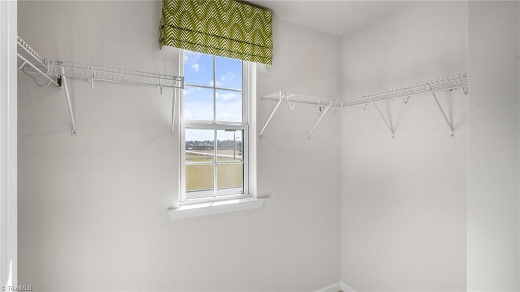 property viewer photo 30