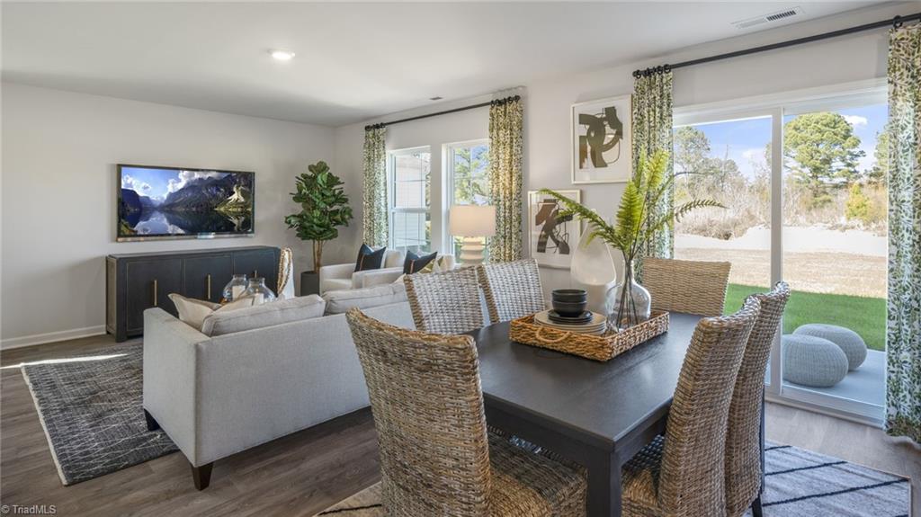 property viewer photo 8