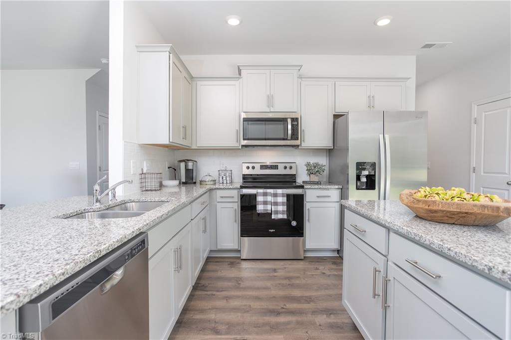 property viewer photo 17