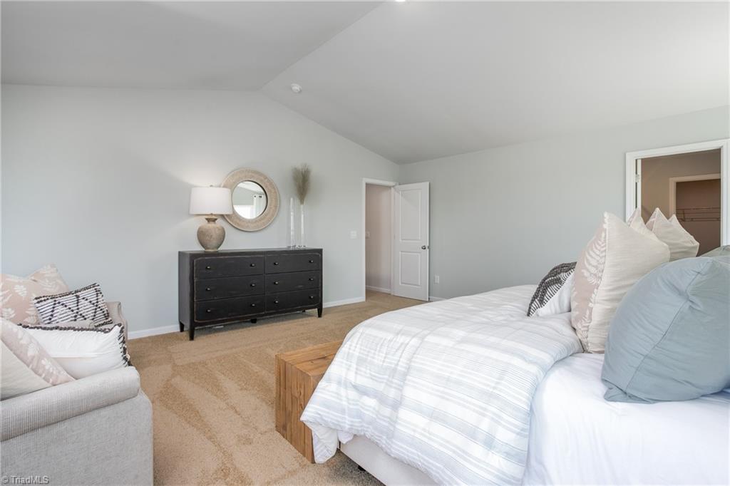 property viewer photo 29