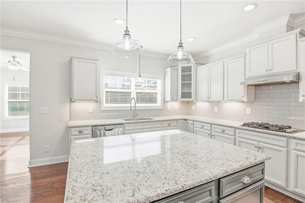 property viewer photo 13