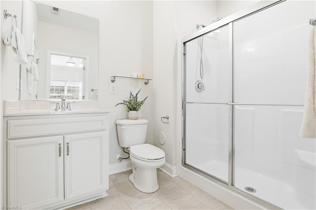 property viewer photo 17