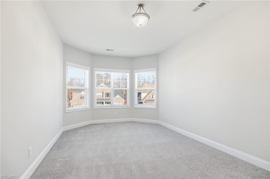 property viewer photo 26