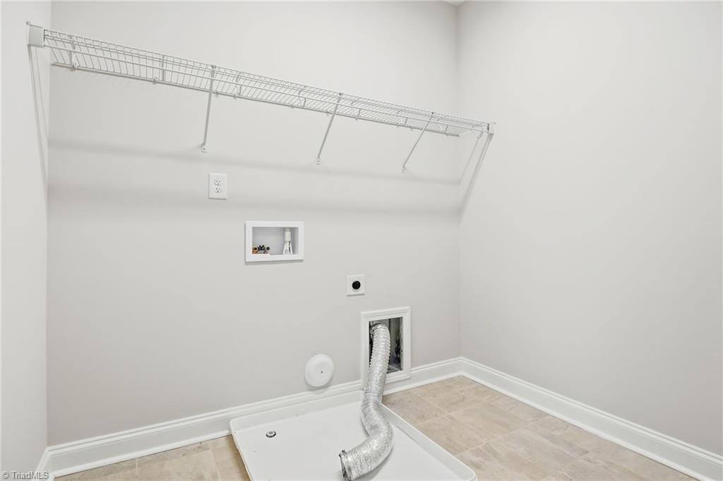 property viewer photo 34