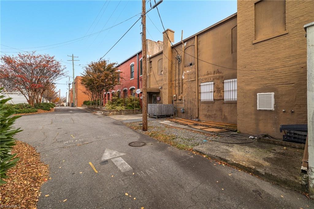 main property photo 21