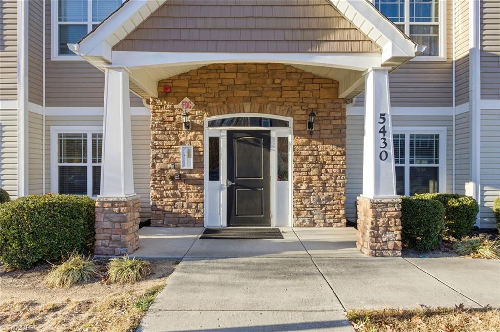 main property photo 0