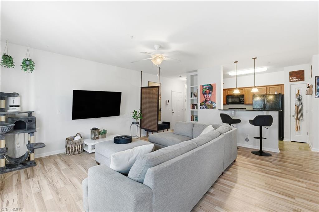 property viewer photo 10