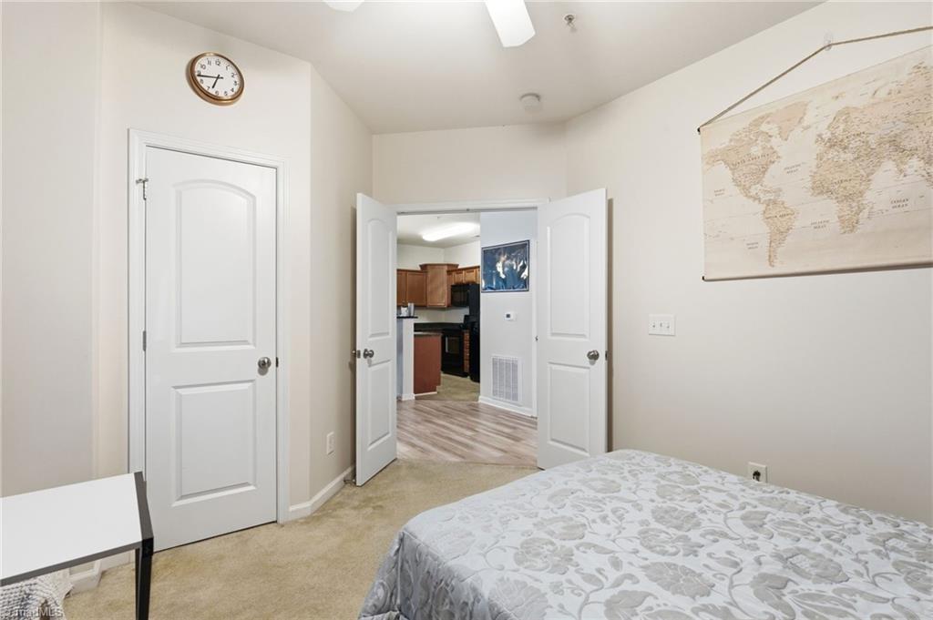 property viewer photo 25
