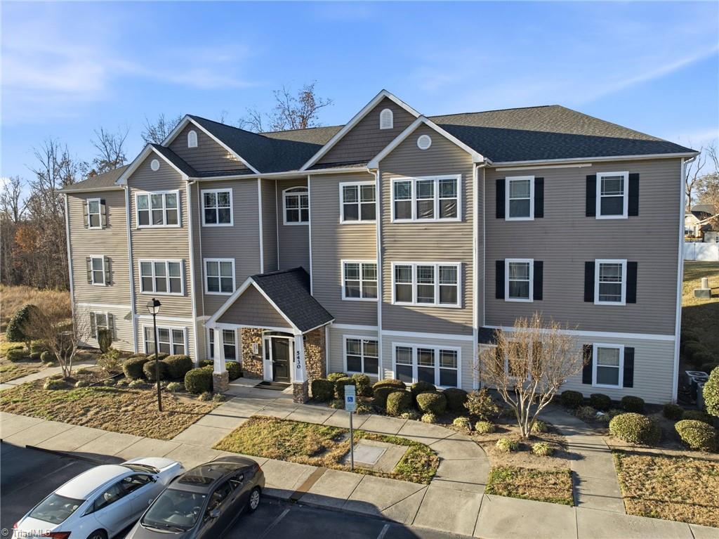 property viewer photo 32