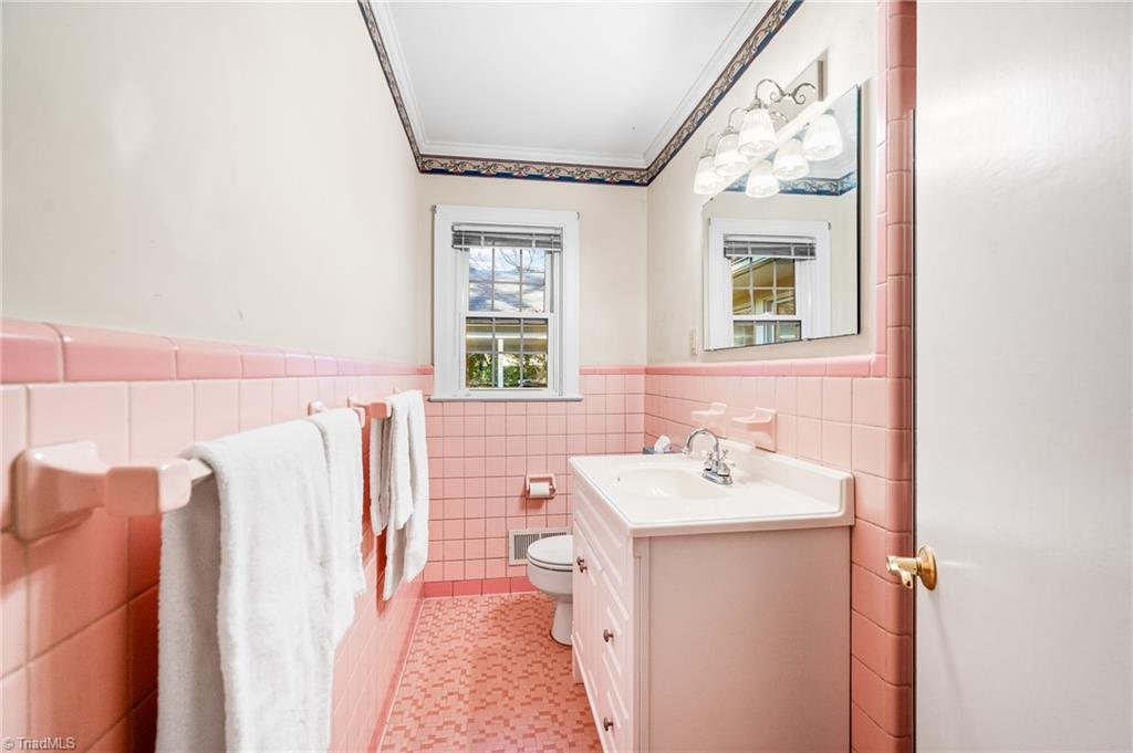 property viewer photo 20