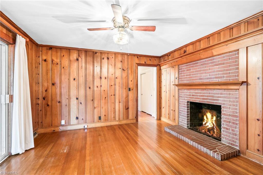 property viewer photo 5