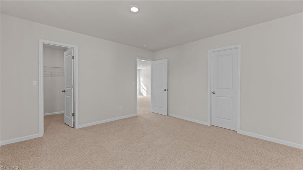 property viewer photo 27