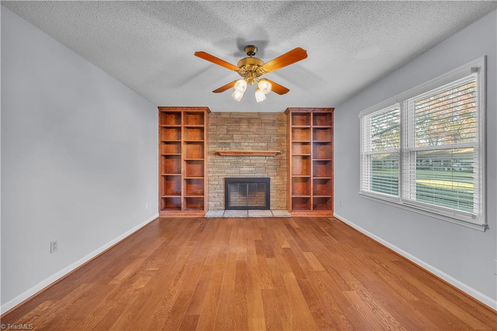 property viewer photo 13