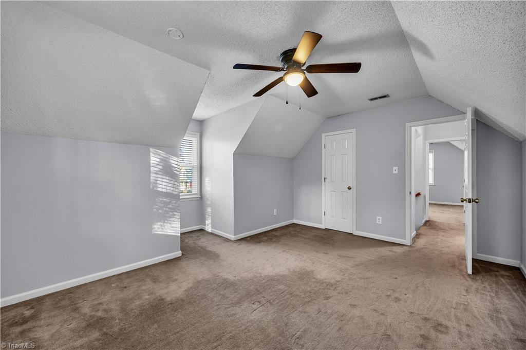 property viewer photo 22