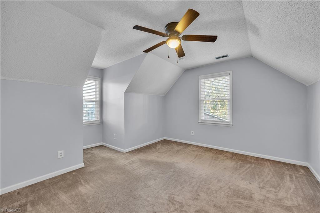 property viewer photo 23