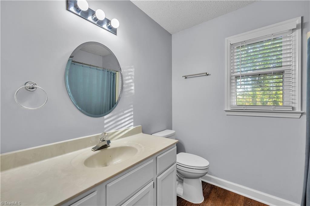 property viewer photo 25