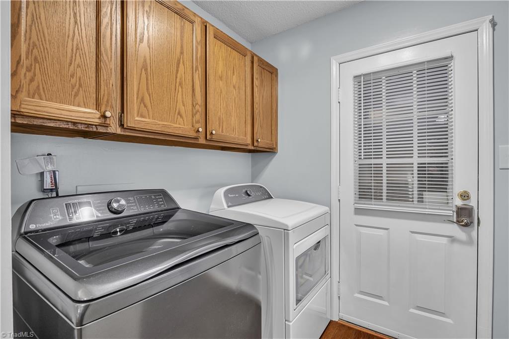 property viewer photo 26
