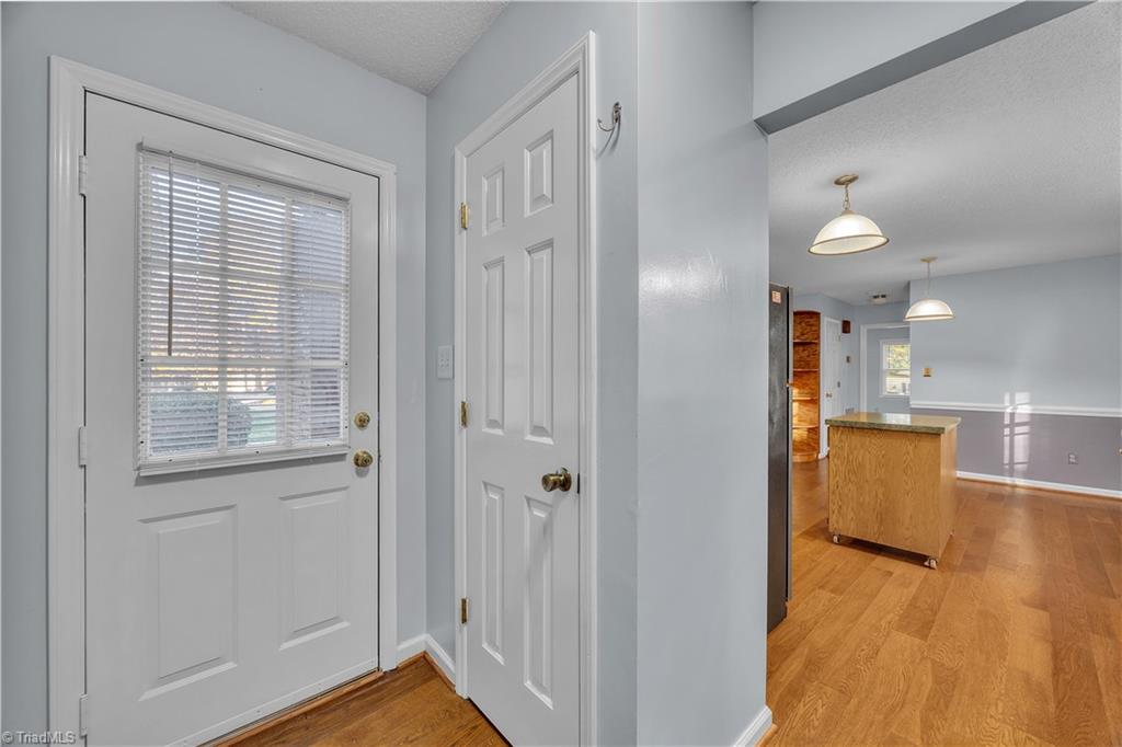 property viewer photo 27