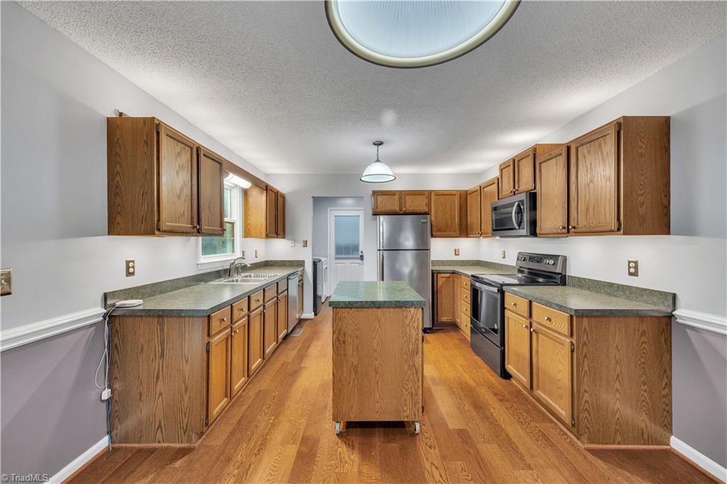 property viewer photo 6