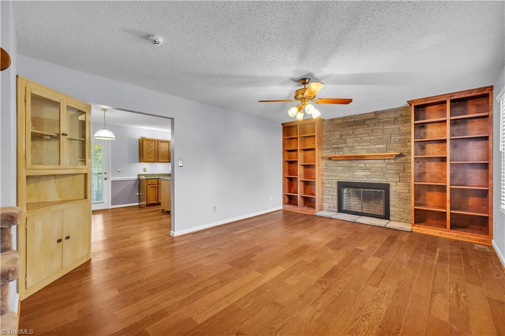 property viewer photo 9