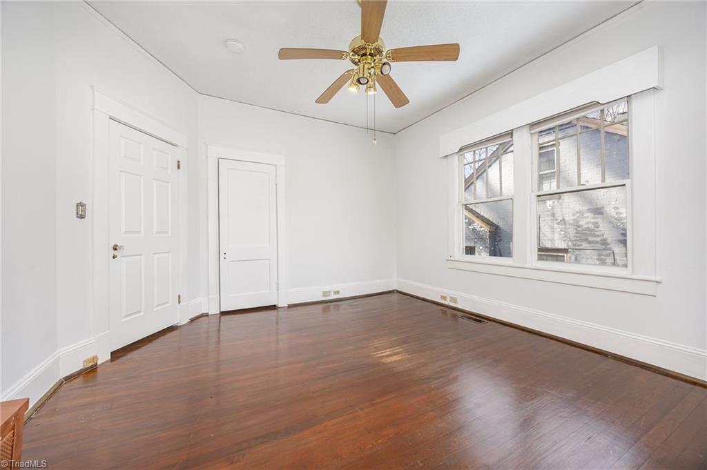 property viewer photo 16