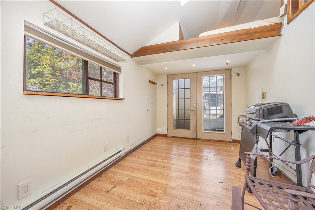 property viewer photo 19