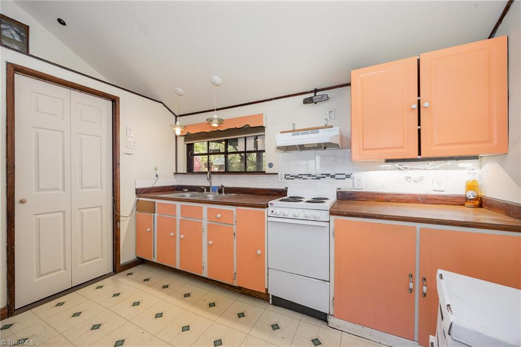 property viewer photo 20