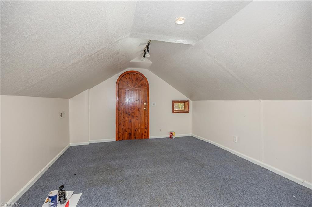 property viewer photo 23