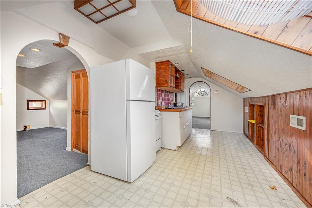 property viewer photo 24