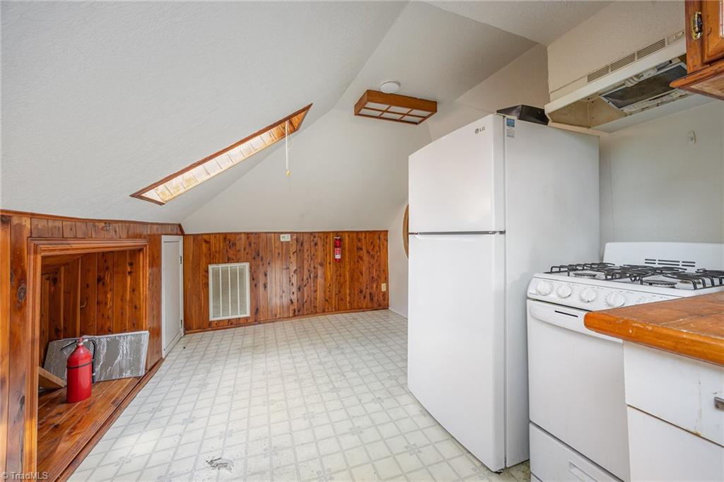 property viewer photo 26