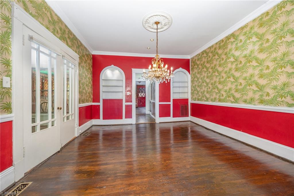 property viewer photo 7