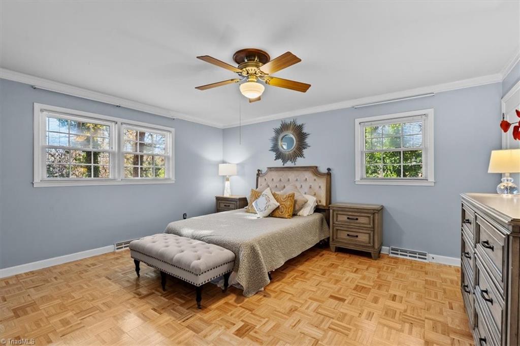 property viewer photo 10