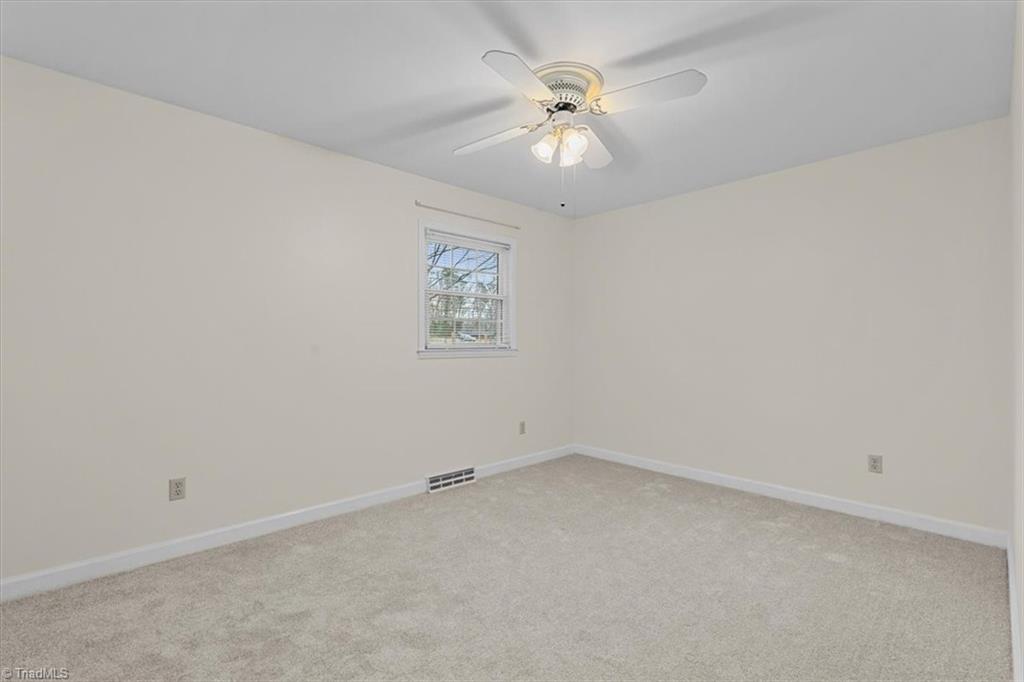 property viewer photo 12