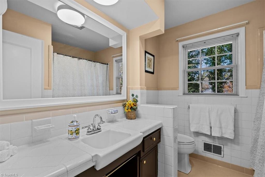 property viewer photo 14
